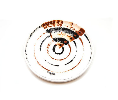 piatto da appendere in ceramica sarda realizzato nel laboratorio Terra Sarda Ceramiche a Siniscola
